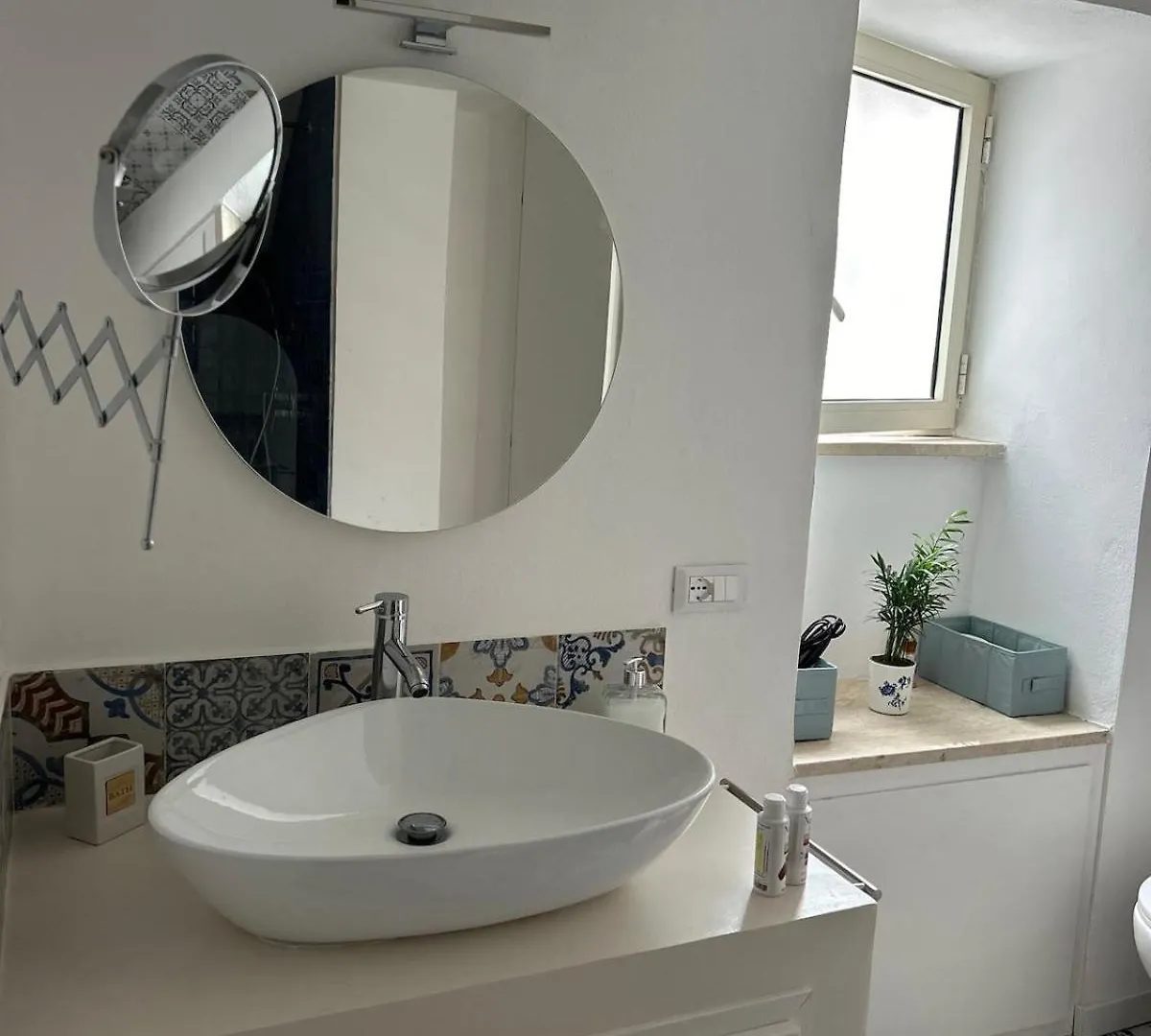 Elvira Studio Flat,Via Dante,Near Lolli Station Palermo 0*,